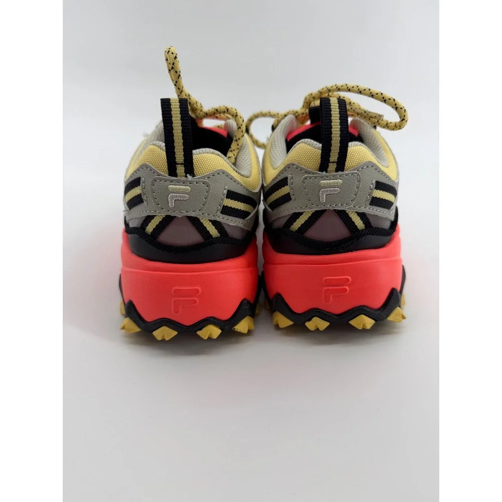 Fila Oakmont TR Women Sneakers Cream Coral Black Trail Hiking 5JM00276-119 Sz 6